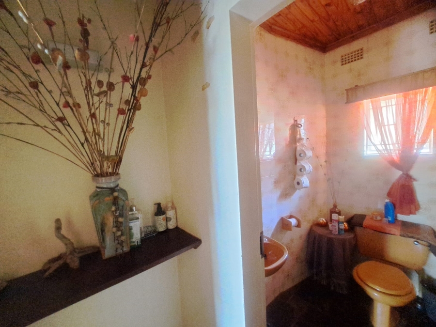 3 Bedroom Property for Sale in Protea Park North West